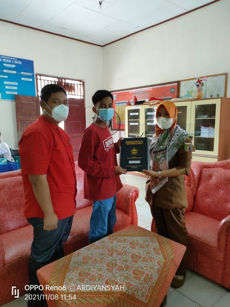 Kader PDI Perjuangan Bantu Siswa di Natar