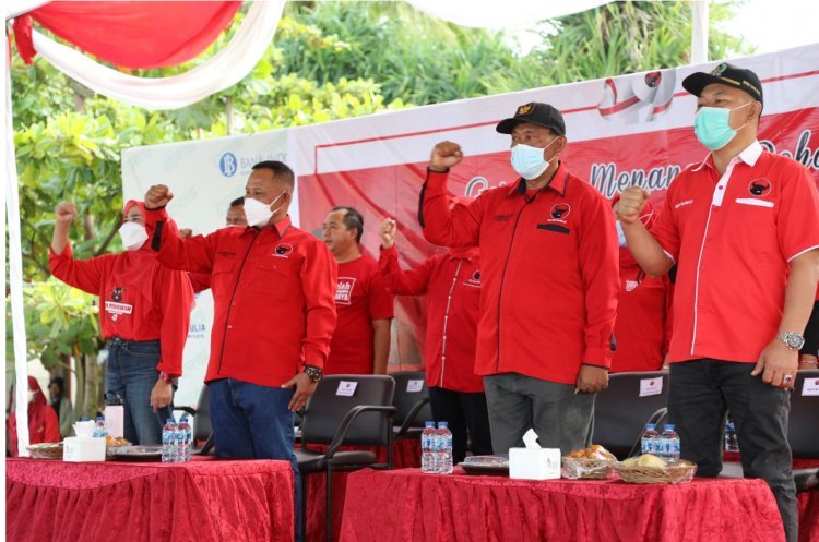 Gerakan menanam pohon bentuk kepedulian PDI Perjuangan menjaga alam