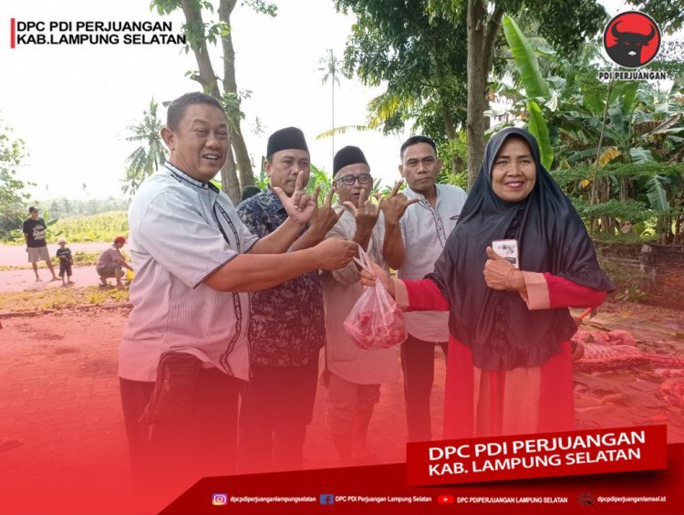 DPC PDI Perjuangan Lampung Selatan Memberikan 10 Sapi Qurban kepada segenap fungsionaris dan Kader Simpatisan  partai pada Idul Adha 1443 H/2022 M