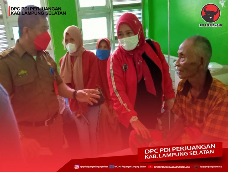 Kunjungan Anggota DPRD Fraksi PDI Perjuangan Kabupaten Lampung Selatan ibu Asmara di Puskesmas Rawat Inap Kecamatan Tanjung Bintang